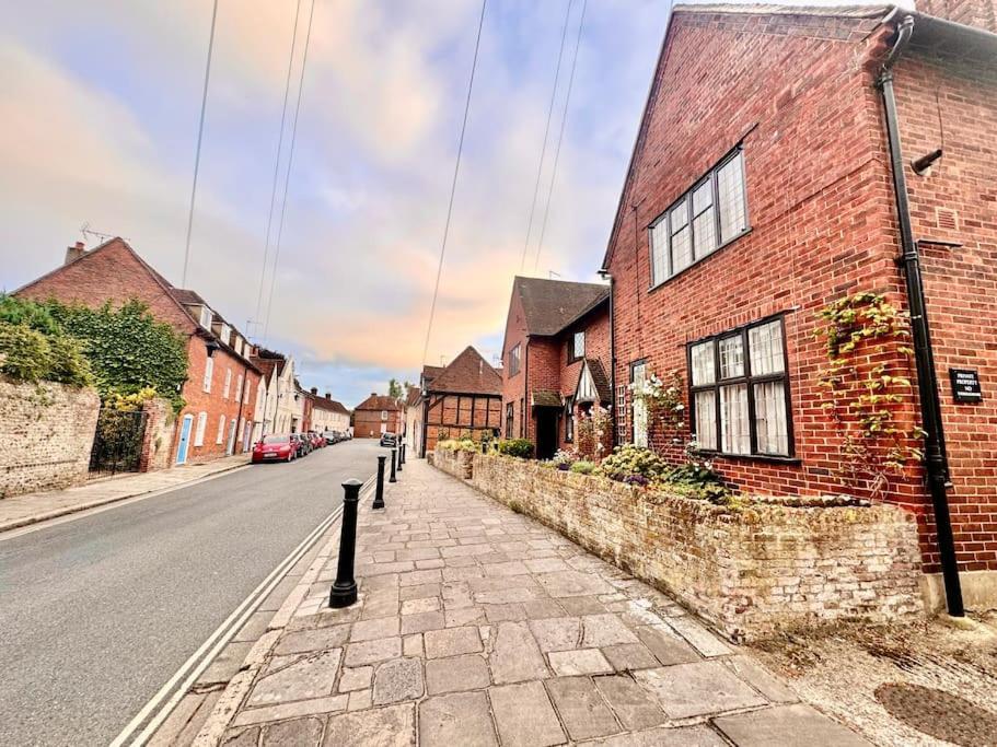 Central Chichester Sanctuary Dış mekan fotoğraf
